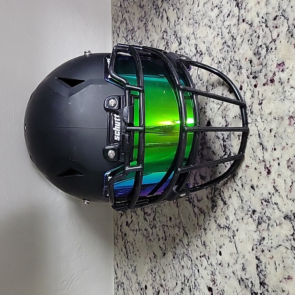 Youth Large Football Helmet Schutt Vengeance